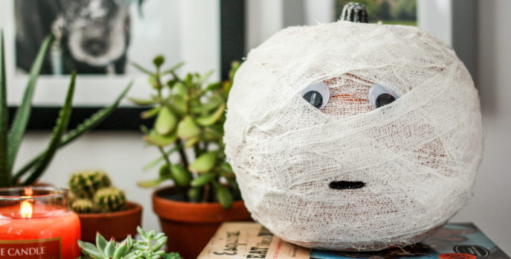 DIY Mummy Pumpkin