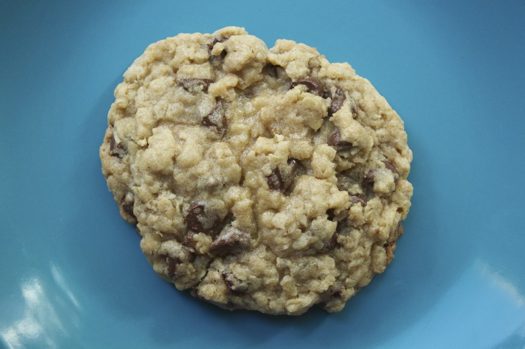 Chocolate Chip Oatmeal Cookies