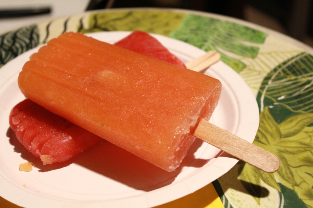 Becca's Boozy Ice Pops (Rose wine and papaya) 