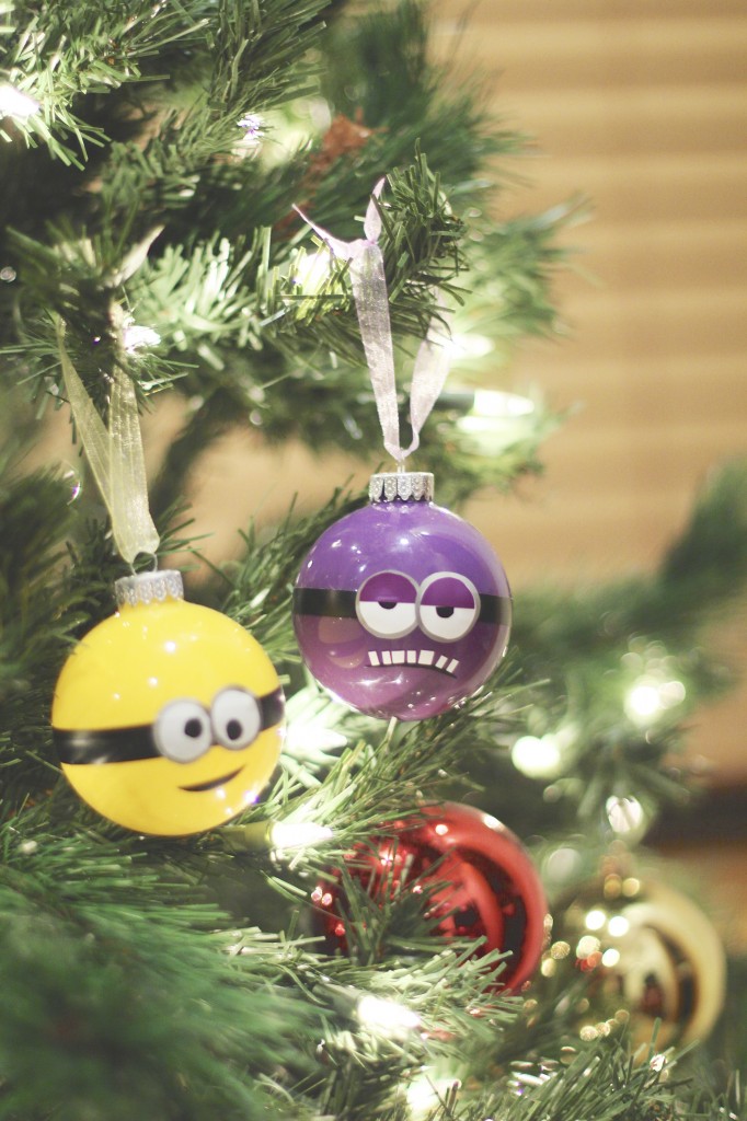 DIY Minion Ornaments