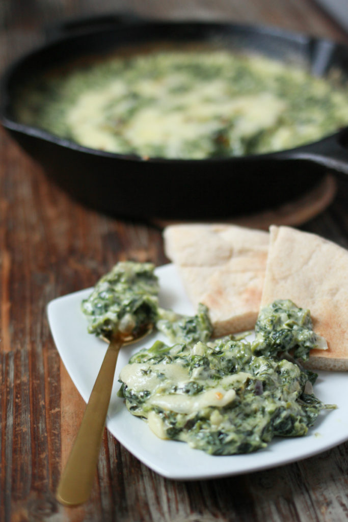 Cheesy Baked Spinach Dip