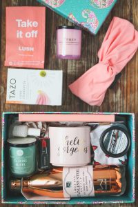 Thirtieth Birthday Gift Basket - LiliesandLoafers