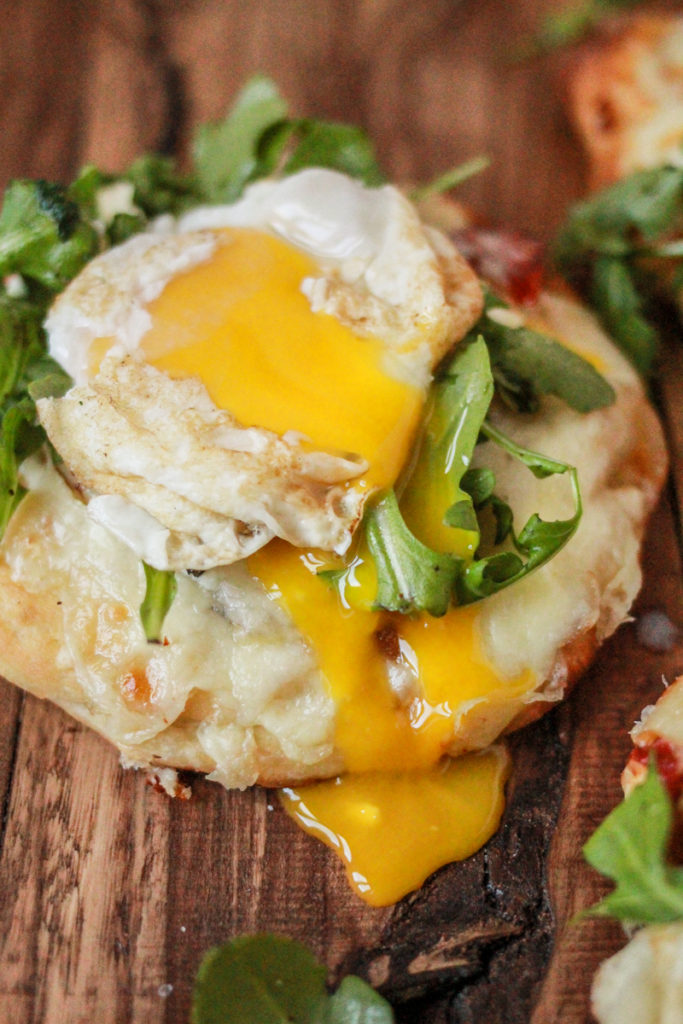 Breakfast Pizza For A Savory Brunch | Lilies And Loafers