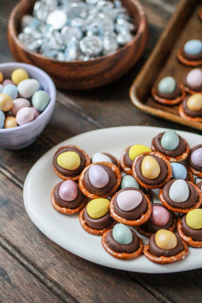 mini cadbury egg kissed pretzels