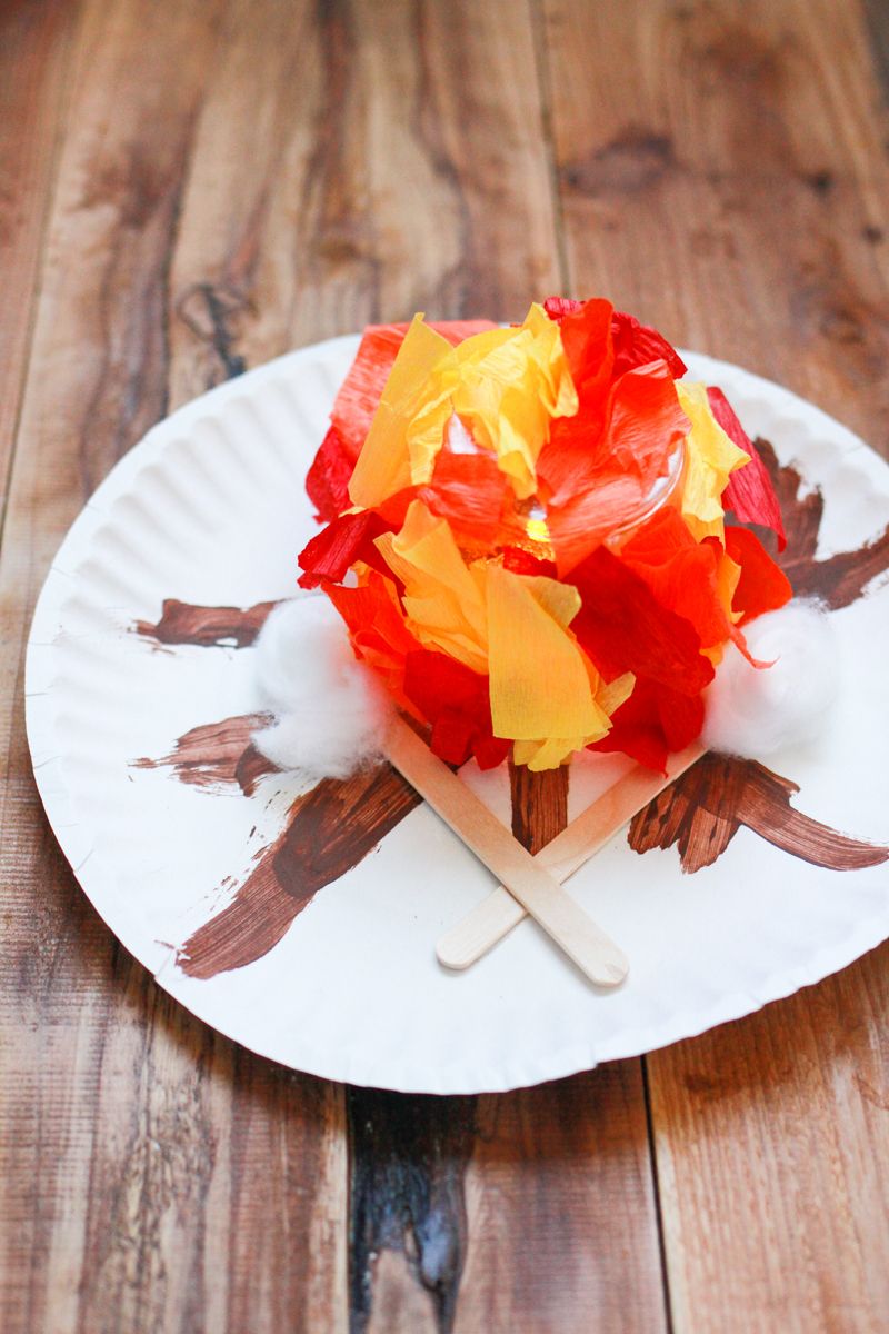 Campfire paper plate craft for kids