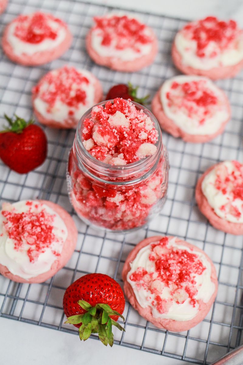 Strawberry Shortcake Crumble Cookies