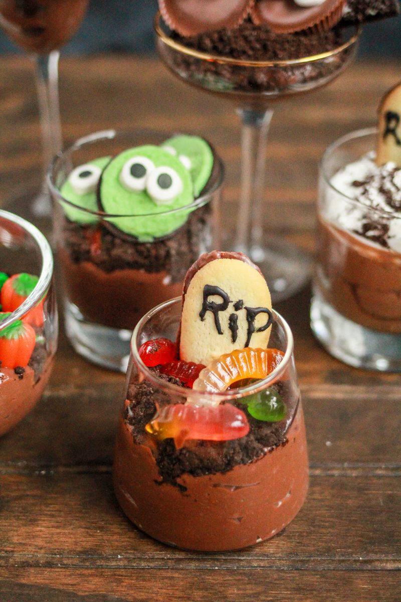 Halloween Dirt Cups