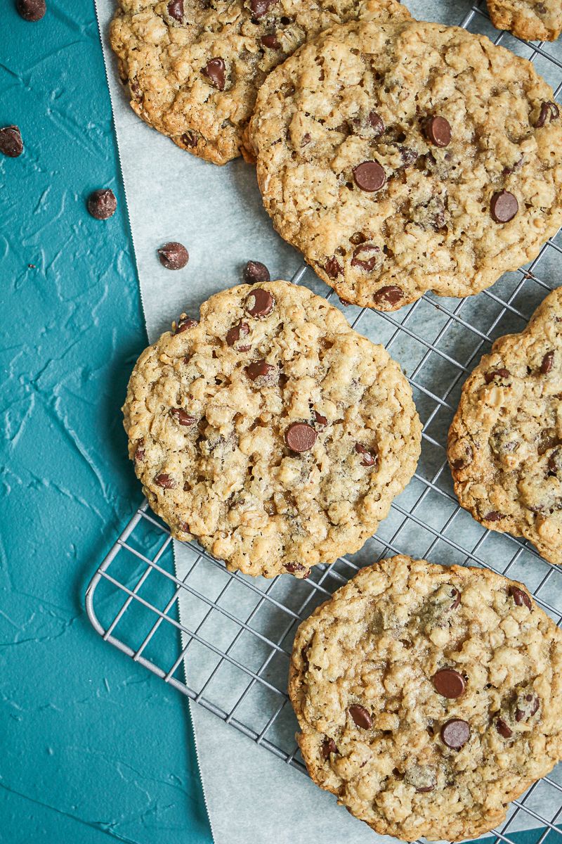 Oatmeal Chocolate Chip Cookies