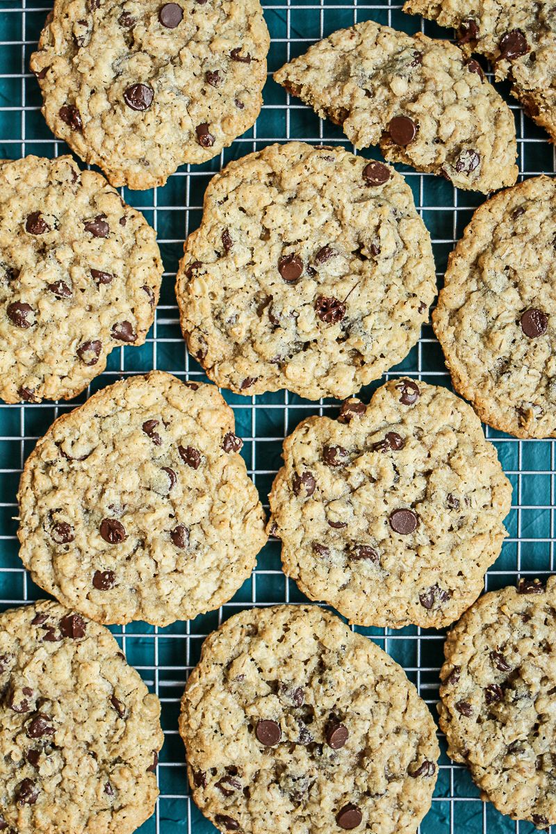 Oatmeal Chocolate Chip Cookies