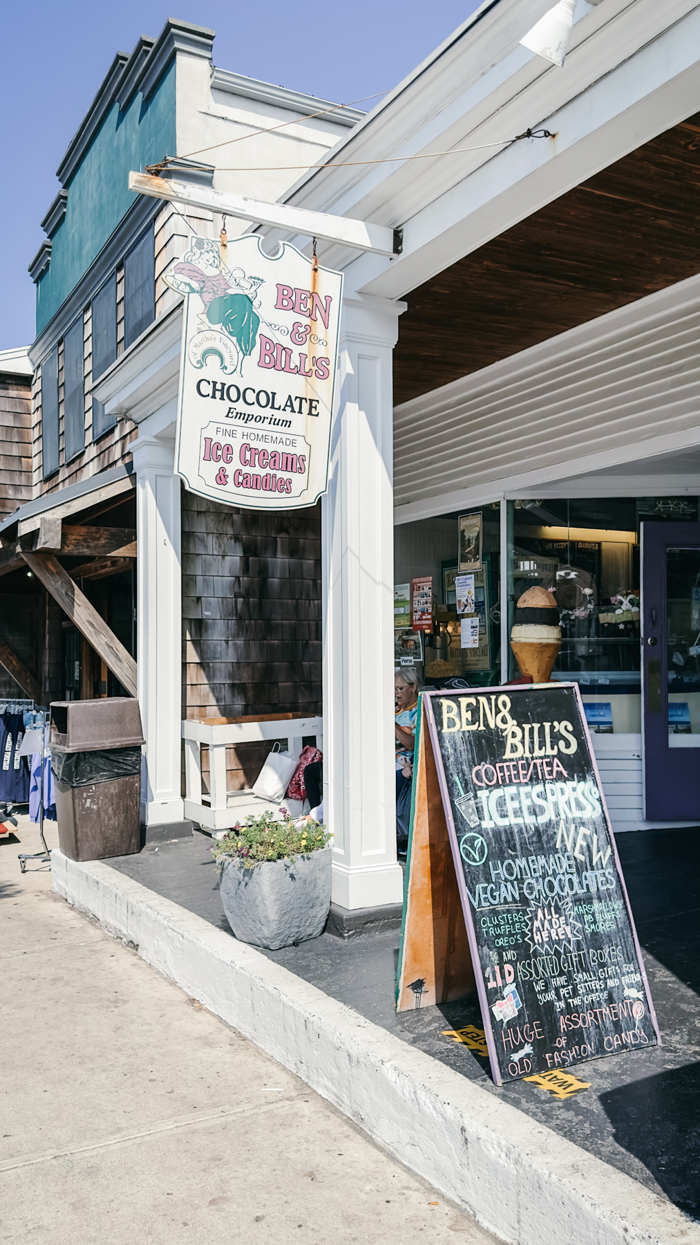 Ben and Bill's Ice Cream