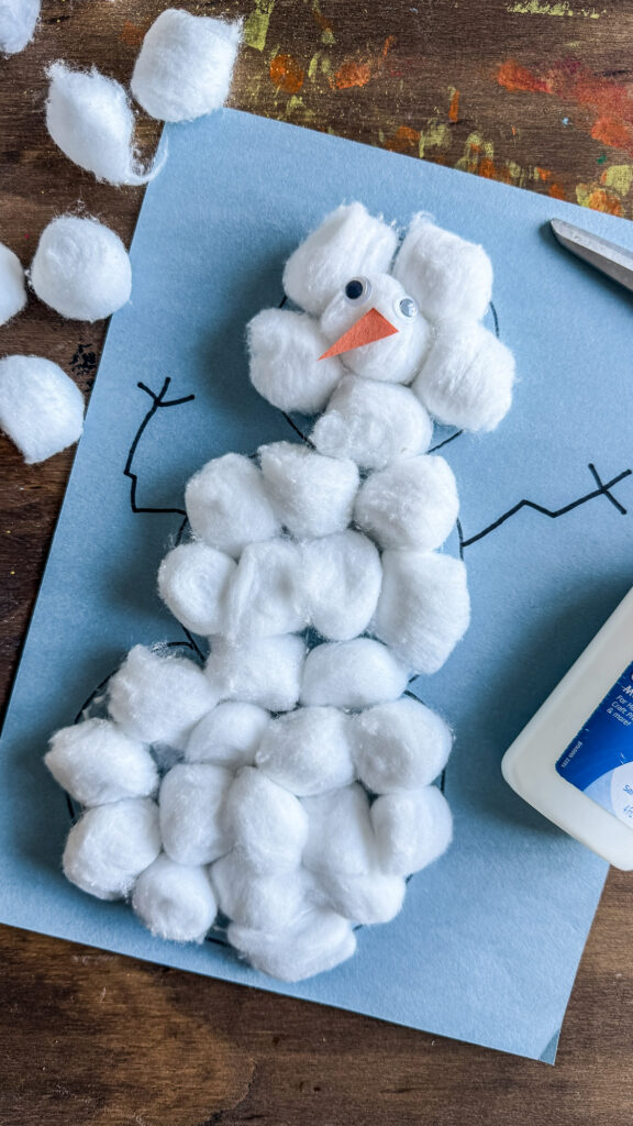 Easy cotton ball snowman craft