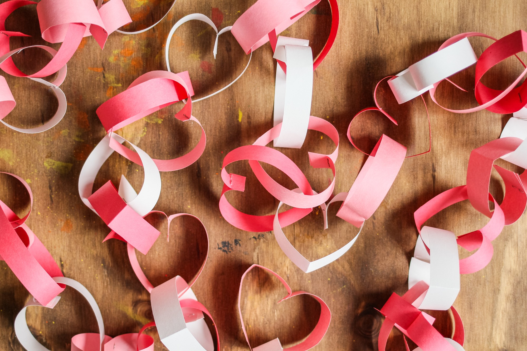 Easy Valentine's Day Paper Heart Chain Craft for Kids | Lilies and Loafers