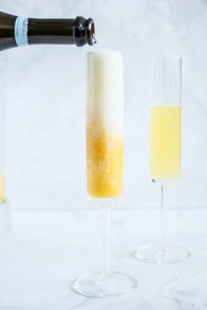 Pouring prosecco
