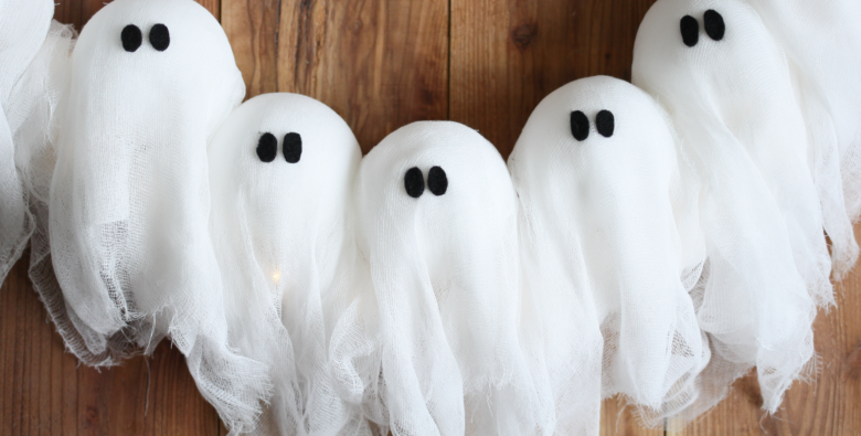 DIY Ghost Wreath
