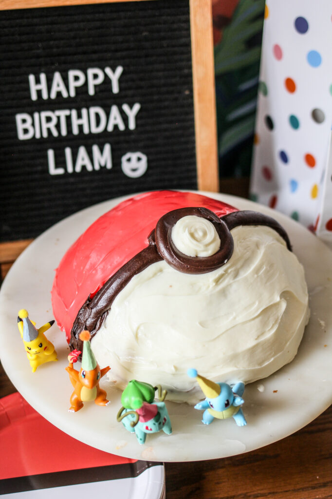 Pokeball cake