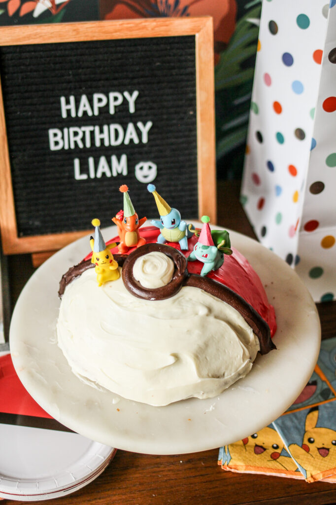 Pokeball pokemon cake toppers